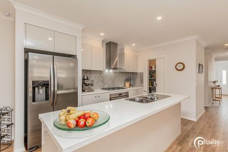 Property photo of 7 Bronte Boulevard Officer VIC 3809
