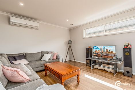 Property photo of 7 Bronte Boulevard Officer VIC 3809