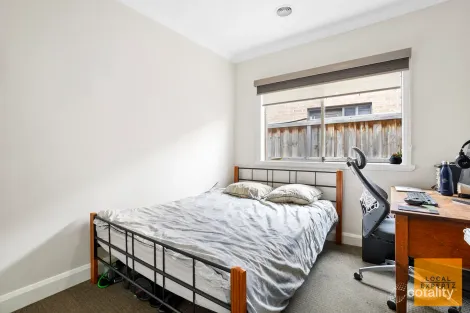 Property photo of 44 Gallery Avenue Harkness VIC 3337