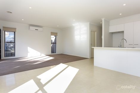 Property photo of 8 Seacrest Place Mount Martha VIC 3934