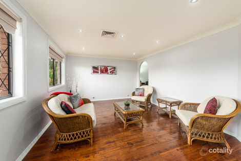 Property photo of 18 Heritage Way Glen Alpine NSW 2560
