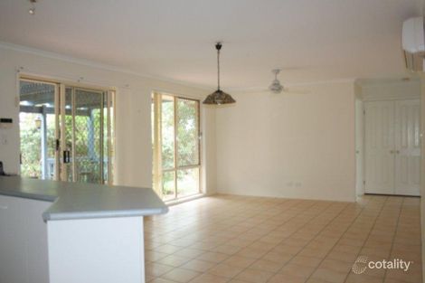 16 Carpenter Way, Sandstone Point, QLD 4511