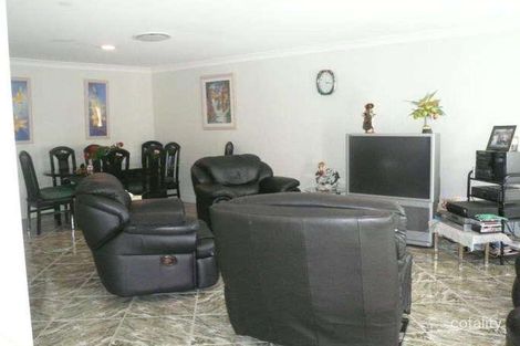 Property photo of 1/15 Kenny Drive Labrador QLD 4215