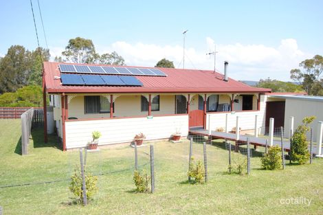 Property photo of 2 Burranjurra Avenue Coomba Park NSW 2428