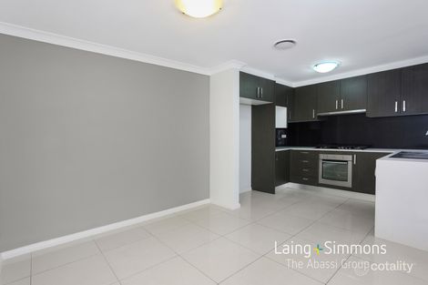 Property photo of 10/30 Australis Drive Ropes Crossing NSW 2760