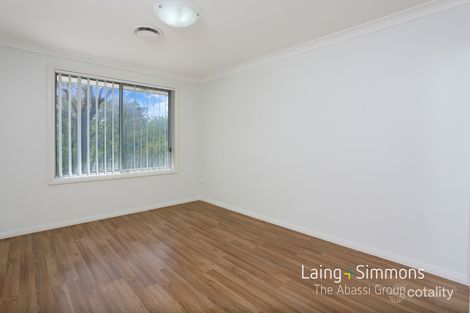 Property photo of 10/30 Australis Drive Ropes Crossing NSW 2760