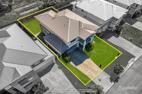 Property photo of 33 Sovereign Place Boondall QLD 4034