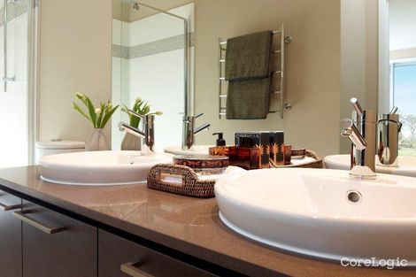 Property photo of 9 Journey Avenue Doreen VIC 3754