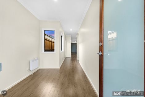 Property photo of 51 Fogarty Street Williams Landing VIC 3027