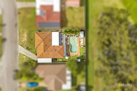 Property photo of 32 Gavin Way Lake Haven NSW 2263