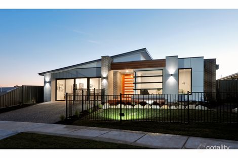17 Swan Lake Dr, Sale, VIC 3850
