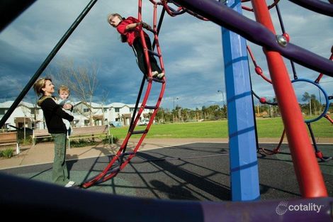 4 Torrens St, Andrews Farm, SA 5114