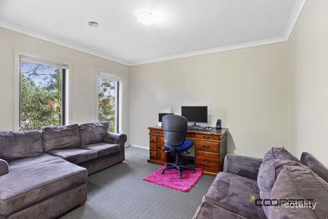 Property photo of 4 Hall Mark Place Kurunjang VIC 3337