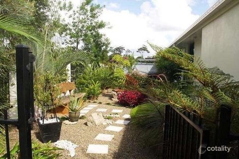 Property photo of 2 Pampling Place Twin Waters QLD 4564