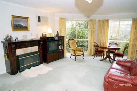 Property photo of 1 Jacobus Walk Ferntree Gully VIC 3156