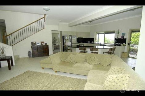 Property photo of 30 Binalong Drive Ashmore QLD 4214