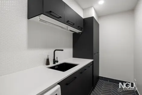 Property photo of 13 New York Way Spring Mountain QLD 4300