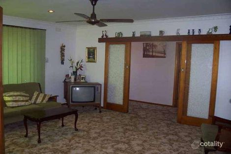 Property photo of 8 Olive Road Eumemmerring VIC 3177