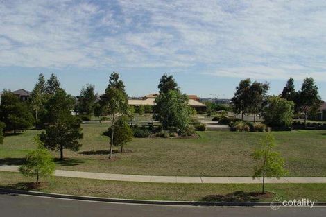 Property photo of 7 Dunstall Gardens Caroline Springs VIC 3023