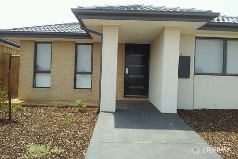 Property photo of 32 Hessel Avenue Doreen VIC 3754