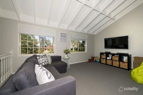 Property photo of 27 Ross Crescent Blaxland NSW 2774