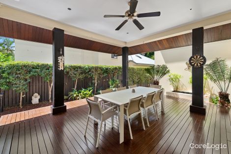 Property photo of 2/9A Greer Terrace Southport QLD 4215