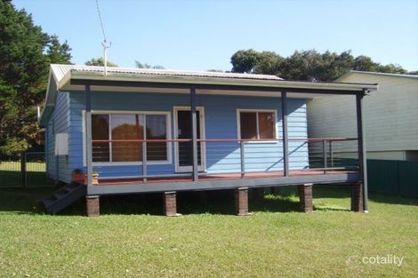 Property photo of 13 Emerald Drive Diamond Beach NSW 2430