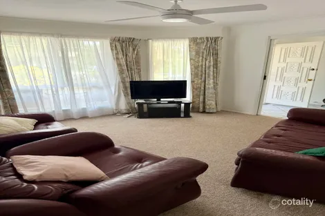 Property photo of 30 Tomakin Place Tomakin NSW 2537