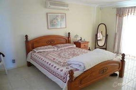Property photo of 22 Clubhouse Drive Arundel QLD 4214