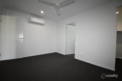 Property photo of 36 Abby Drive Gracemere QLD 4702