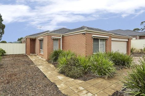 4 Dove Ct, California Gully, VIC 3556