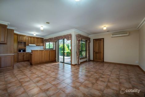 Property photo of 30 King Grove Mount Gambier SA 5290