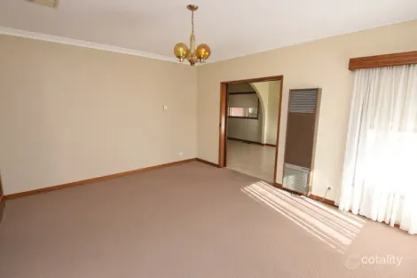 Property photo of 12 Handley Street Wangaratta VIC 3677