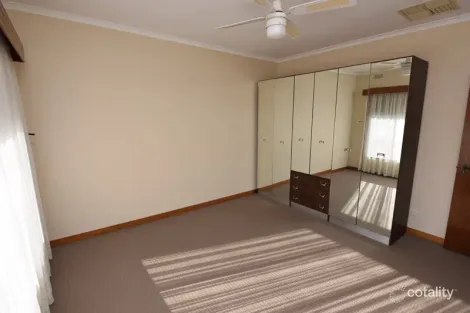 Property photo of 12 Handley Street Wangaratta VIC 3677