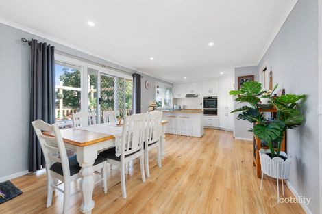 Property photo of 32 Calway Street Drouin VIC 3818