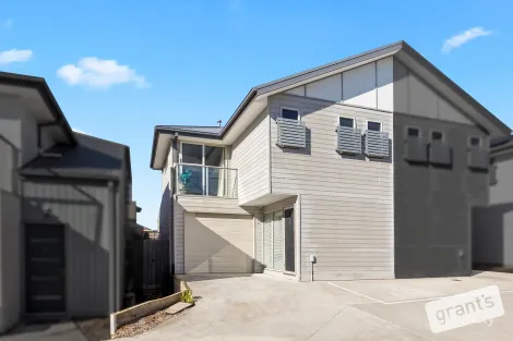 Property photo of 20 Sunshine Court Hampton Park VIC 3976