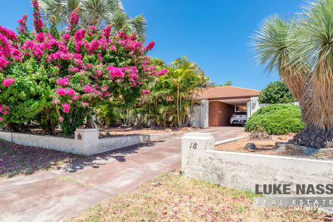 18 Clarence Rd, Armadale, WA 6112