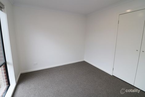 106 Bramley Ave, Charlemont, VIC 3217