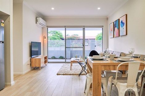 Property photo of 3/4 Earlston Way Booragoon WA 6154