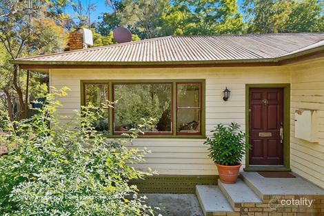 8 Hennigan Cres, Forrest, VIC 3236