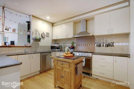 Property photo of 22 Wavell Avenue Kilsyth VIC 3137