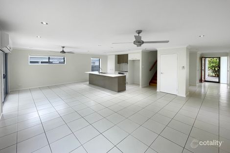 Property photo of 31 Hideaway Street Birtinya QLD 4575