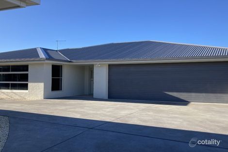 Property photo of 4B Tobago Parade Lake Cathie NSW 2445