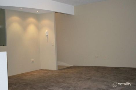 Property photo of 19/110 Commercial Road Teneriffe QLD 4005