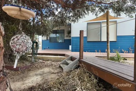 6 Hewby Ct, Ledge Point, WA 6043