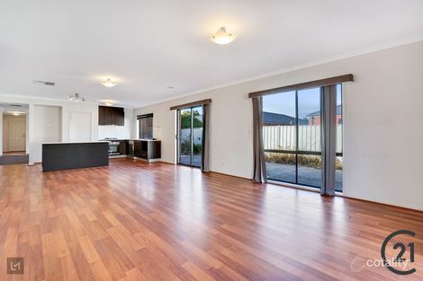 Property photo of 3 Dobson Grove Truganina VIC 3029