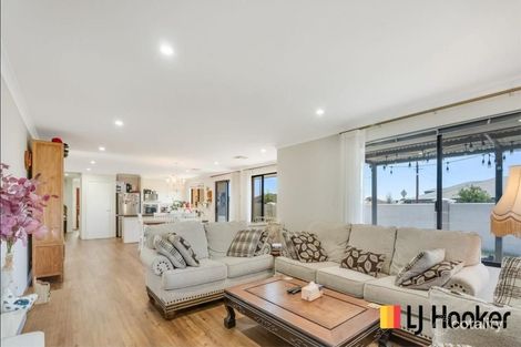 Property photo of 68 Sheffield Road Wattle Grove WA 6107