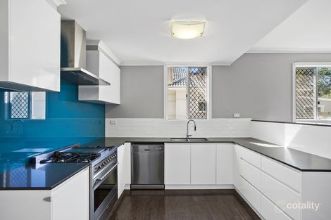 Property photo of 32 Suffolk Street East Toowoomba QLD 4350