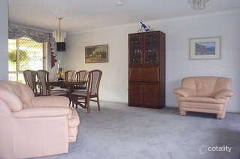 Property photo of 8 Nev Close Wishart QLD 4122