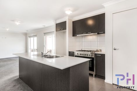 Property photo of 85 Norelle Crescent Golden Square VIC 3555